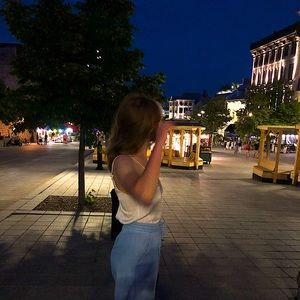 Meet your Posher, Lea